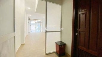 !! CHO THUÊ MẶT TIỀN HÀM NGHI- VỈA HÈ LỚN - RỘNG 45M2 - GẦN BITEXCO!!