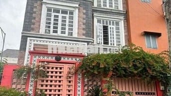 Biệt thự siêu phẩm view sông Hiệp Bình Chánh giá tốt khách thiện chí