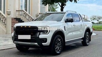 Ford Ranger Wildtrak 2024 Trắng 9000 km