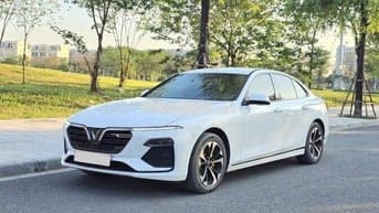 VinFast Lux A2.0 Base 2021 Trắng 40000 km