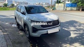 Toyota Innova Cross 2025 Xăng - Điện 9000 km