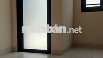 nhà cho thuê ngay công viên đường thômg xe tải