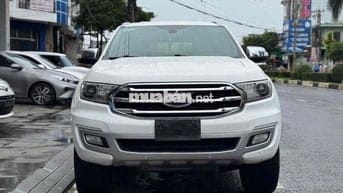 Ford Everest 2019 titanium 2.0L AT - 128000 km