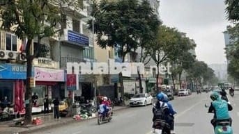 Tôi cần bán nhà mặt phố Lê Trọng Tấn Thanh Xuân 5tầng full nội thất.