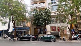 Ba Đình - Mặt Phố 7T Thang Máy - 2 Thoáng Cho Thuê 720Tr - 29.9Tỷ