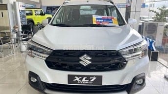 Suzuki XL7 Hybrid 2025 Trắng giao ngay chỉ 175 tr