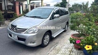 Toyota Innova G MT 2010