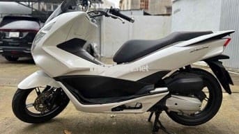 Honda PCX màu Trắng