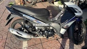 Suzuki Viva 2015 Trắng Đen Xanh