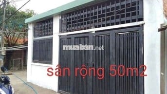 Cho thuê nhà sân rộng 50m2 mặt tiền Trương Văn Vĩnh