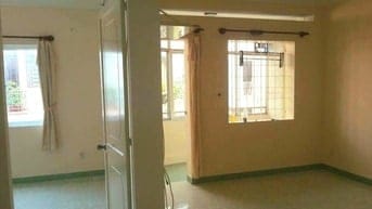 Cho thuê căn hộ diện tích 45m2, căn mặt tiền, sáng, thoáng mát.