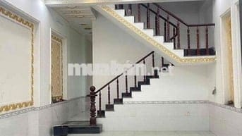 Cho thuê nhà gần trung tâm y tế Dĩ An - sân Oto