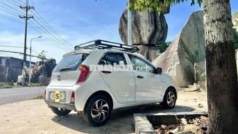 Kia Morning 2017 1.25 LX - 10000 km