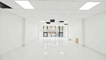 Cho thuê sàn văn phòng tại Láng Hạ 110m2 giá 18t full kính giá siêu re
