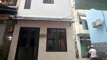 Quận 11 - Bán nhà 3 tầng 2,7 tỷ (2pn - 2wc) Bình Thới