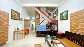 Nhà 2 tầng - sổ vuông đét - DT 48m2 - Giá 1,980 tỷ - Đường Tô Hiệu