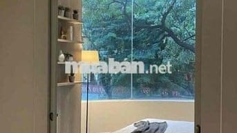 CHO THUÊ CĂN HỘ MỚI XÂY QUẬN CẦU GIẤY - MẶT TIỀN Ô TÔ ĐỖ CỬA FULL NT