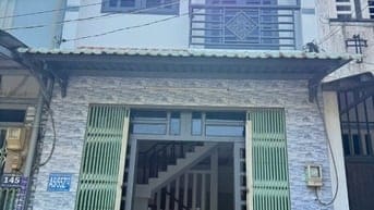 Bán nhà 2/ ngắn lê thị ngay hẻm cơm tấm vào DT: 4*10 1T+ 1 lầu