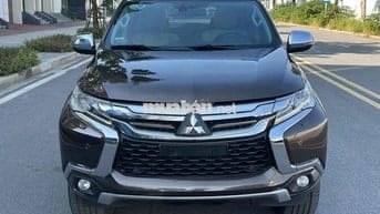Mitsubishi Pajero Sport 2017 3.0V6 4x4 Xăng 2 Cầu