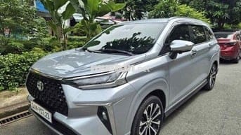 Veloz Cross (1.5L TOP) gia đình sử dụng mới 98%.