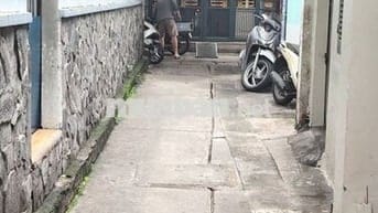 Nhà 2 tầng hẻm 3m Võ Trường Toản P12 Q5. Nhà đẹp ở ngay, hẻm an ninh.