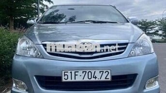 Innova 2011 GSR 7 ghê- odo 107n km.cuc đep