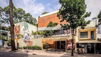 MT Lê Văn Sỹ, phường 10, quận Phú Nhuận