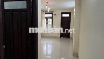 Cho Thuê Nhà Đường Đinh Bộ Lĩnh, Bình Thạnh ( CHO LÀM CHDV - CẢI TẠO )