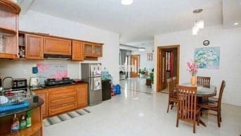 Cho thuê chung cư Sơn Thịnh 1 dt 135m2 3PN full nội thất