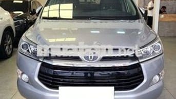 Toyota Innova 2017 2.0V 50000 km Bạc