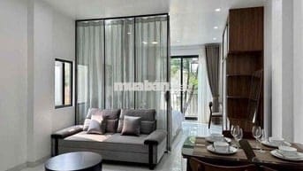 Cho Thuê Căn Hộ Tone Gỗ Ngay Gần Học Viện Hàng Không