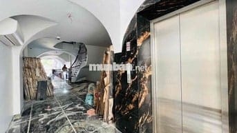 Mặt Tiền đường Tân Thắng 120m2, có tầng hầm, đối diện Aeon Tân Phú