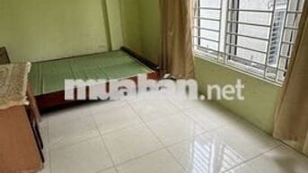 Cho nữ thuê phòng phố Cự lộc gần Royan city