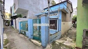 ✅ BÁN ĐẤT – TẶNG NGUYÊN NHÀ CẤP 4 + SÂN RỘNG, 2 MẶT KIỆT HOÀNG DIỆU ✅