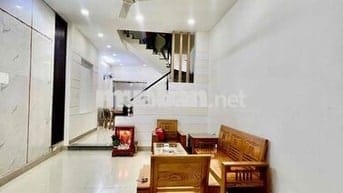 Nhà Mới Sạch Sẻ DT 120m2 1Trệt 1Lầu 2Pn 3Wc Sân Xe Máy Hẻm Xe Tải