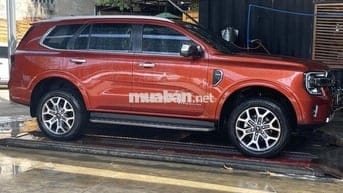 Everest Tita 4x2 cuối 2023 - 36k km Full ls hãng