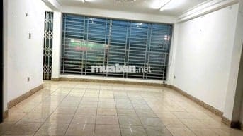 Cho thuê nhà mặt tiền kinh doanh vị trí đẹp, gần chợ, giá từ 5tr/th