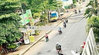 CẦN BÁN NHÀ MT KINH DOANH LÊ THỊ TRUNG