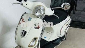 Vespa 2015- 3Vie Trắng,biển số đẹp 9 nút