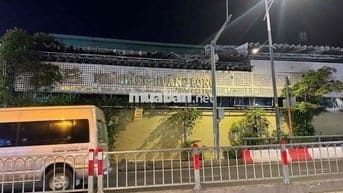 Cho thuê nhà nguyên căn mặt tiền đường Dương Bá Trạc Q.8 ngang 30m