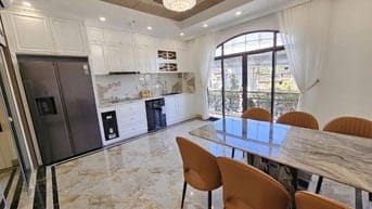 Chính chủ cần bán gấp nhà 7 tầng thang máy vỉa hè 30,9 tỷ kinh doanh 