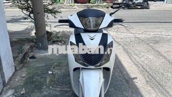 Honda SH Trắng