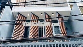 CỰC HOT KHÓ TÌM - 247E Huỳnh Văn Bánh, P11, TB- DT 5x20, 3 lầu