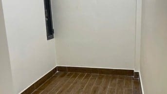 Cho thuê nhà hẻm 4m(XH) Cách Mạng Tháng 8, P.11, Q.3 giá 10tr