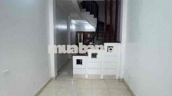 Dưới 6 tỷ có nhà đẹp 7 chỗ đỗ cửa Thọ Am-mặt ngõ oto thông-45m*3T;MT4m