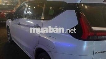 Mitsubishi Xpander 2024 Premium 1.5 AT - 40000 km