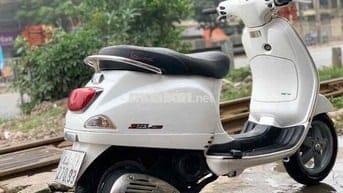 Piaggio Vespa S125 3V i.e. Trắng
