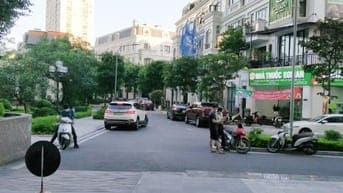 Cho thuê căn LK Roman Plaza view nội khu, dt 80m2. Giá thỏa thuận