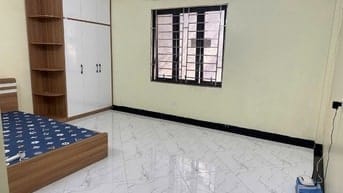 Cho thuê phòng DT 30 m2 khép kín, ngõ 317 số 60 phố Trần Đại Nghĩa