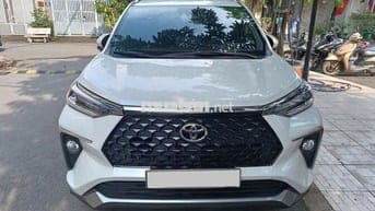 Toyota Veloz Cross 2022 CVT Top - 19000 km